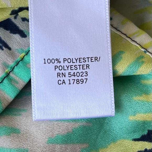 •Banana Republic• Abstract Print Ruffle Front Sleeveless Top - Size Small - Picture 6 of 8